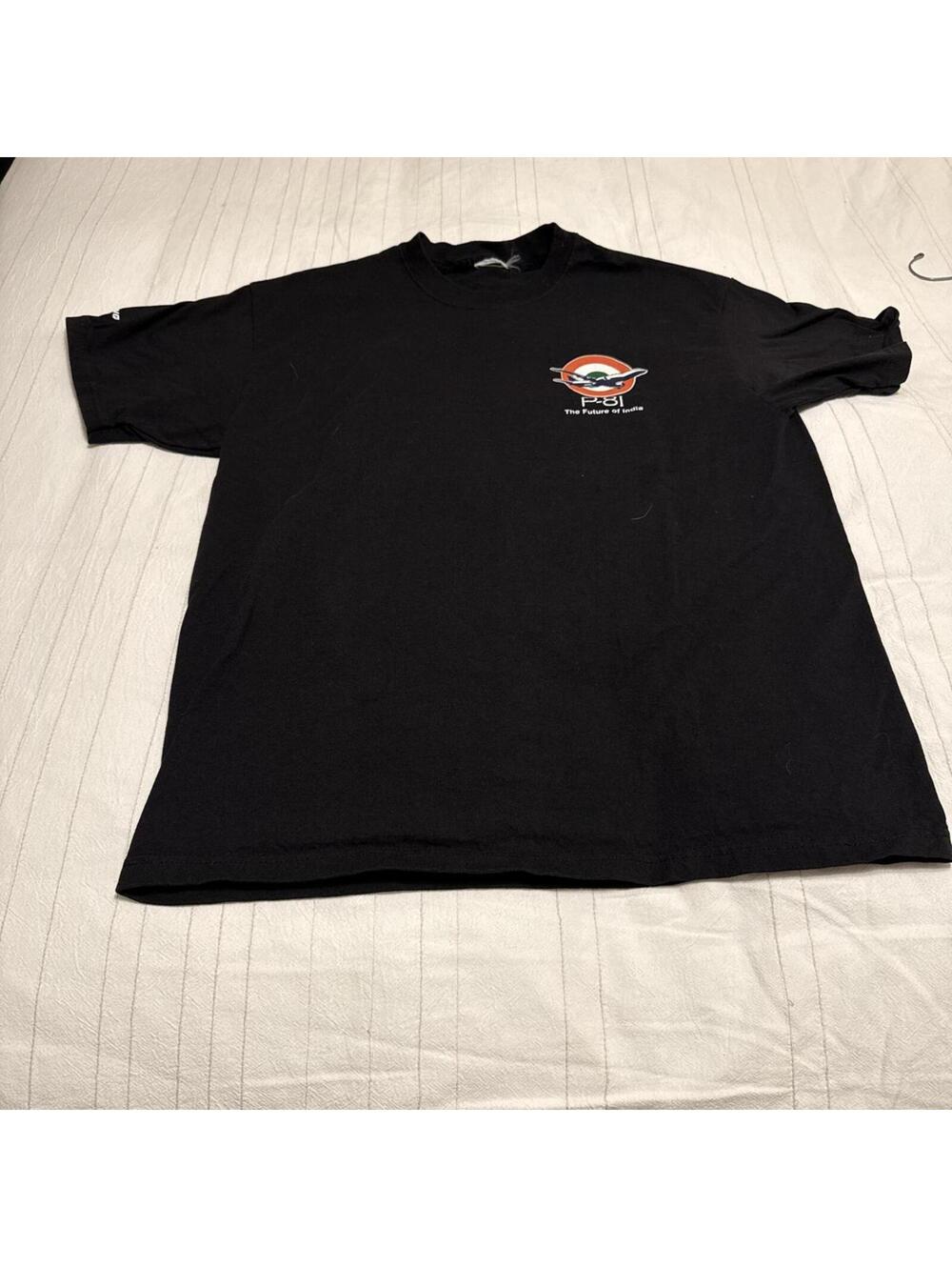 Gildan Men's Black Tshirt